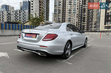 Седан Mercedes-Benz E-Class 2019 в 
