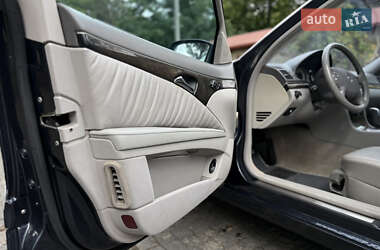 Седан Mercedes-Benz E-Class 2004 в 
