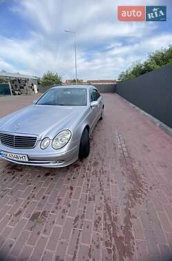 Седан Mercedes-Benz E-Class 2002 в 
