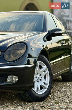 Седан Mercedes-Benz E-Class 2003 в 