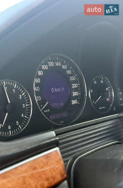 Седан Mercedes-Benz E-Class 2003 в 