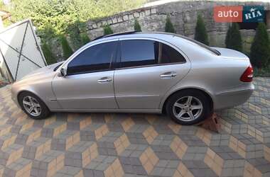 Седан Mercedes-Benz E-Class 2003 в 