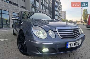 Седан Mercedes-Benz E-Class 2008 в 