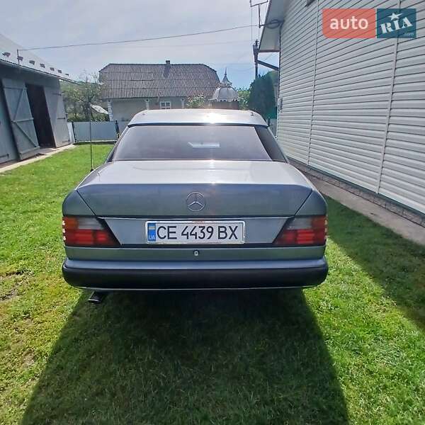 Седан Mercedes-Benz E-Class 1989 в Коритному