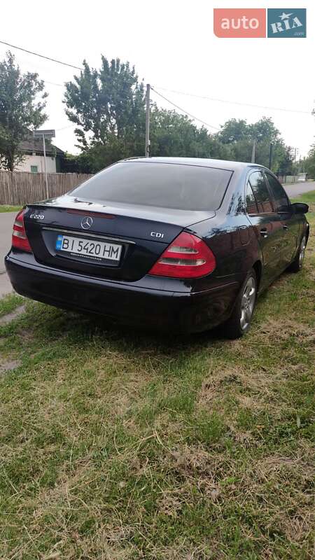 Седан Mercedes-Benz E-Class 2003 в Харькове