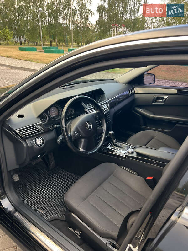 Седан Mercedes-Benz E-Class 2009 в Ковеле