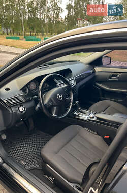 Седан Mercedes-Benz E-Class 2009 в 