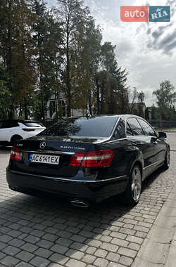 Седан Mercedes-Benz E-Class 2012 в 
