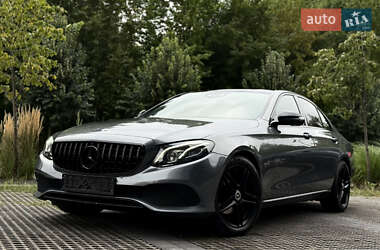 Седан Mercedes-Benz E-Class 2016 в Львові