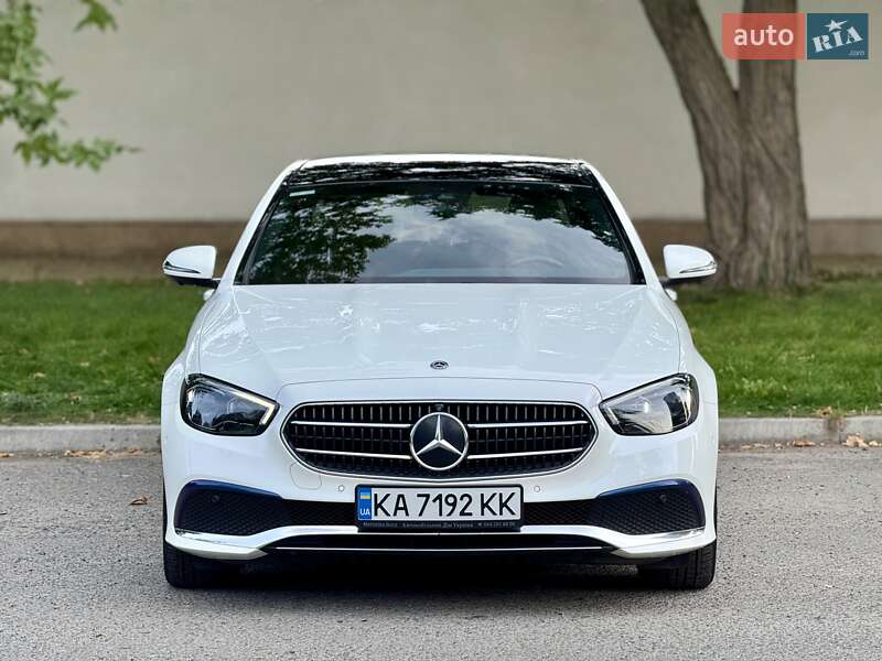 Седан Mercedes-Benz E-Class 2020 в Днепре