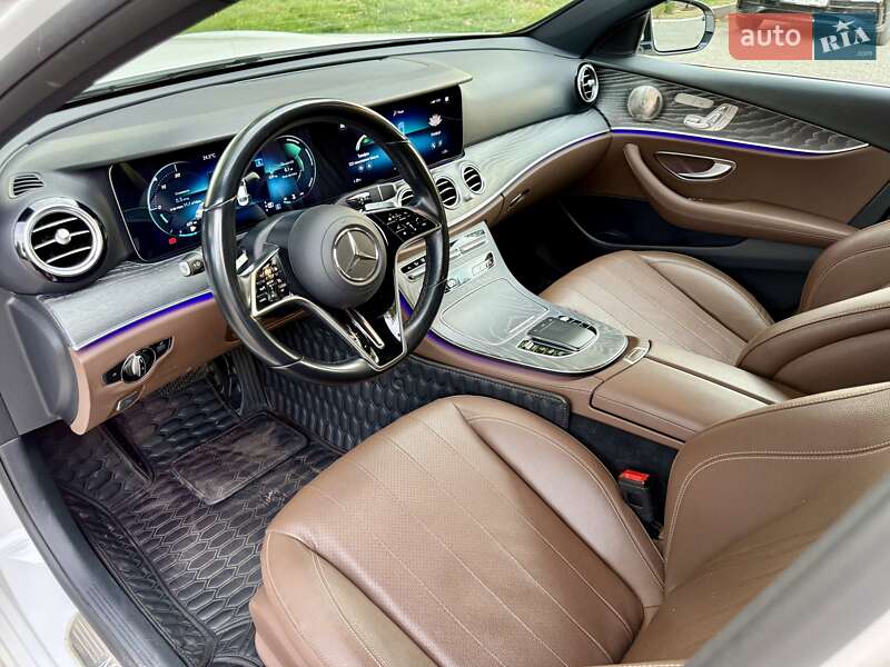 Седан Mercedes-Benz E-Class 2020 в Днепре