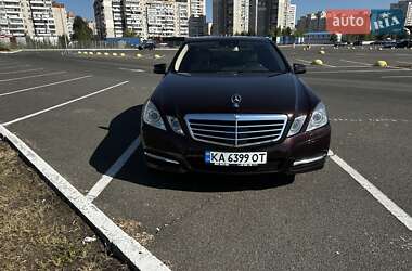 Седан Mercedes-Benz E-Class 2011 в Киеве
