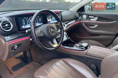 Седан Mercedes-Benz E-Class 2016 в 