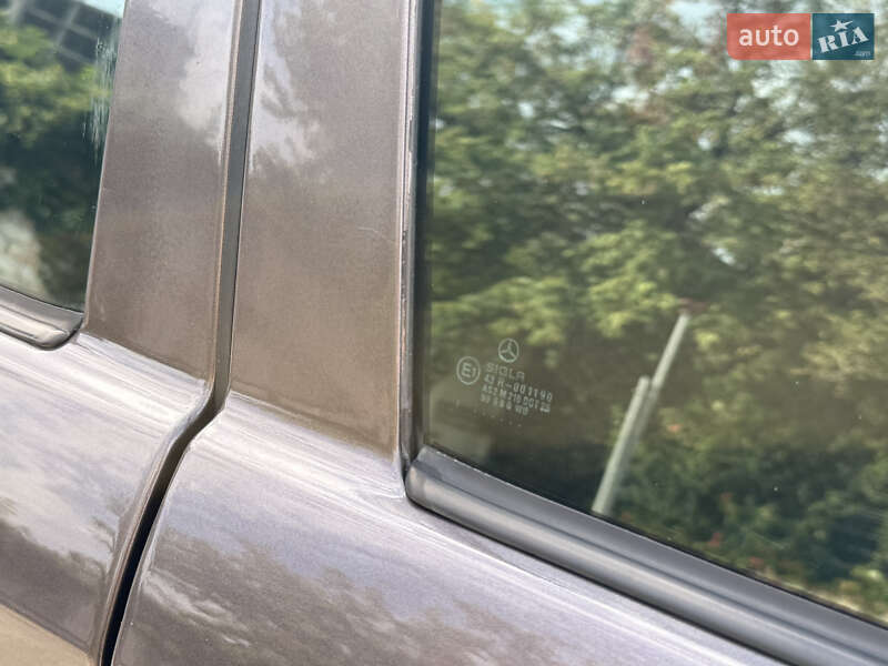 Седан Mercedes-Benz E-Class 1992 в Києві фото 14 Седан Mercedes-Benz E-Class 1992 в Києві