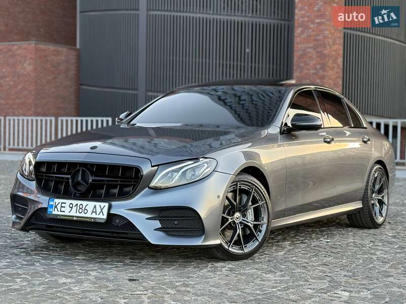 Седан Mercedes-Benz E-Class 2016 в Дніпрі