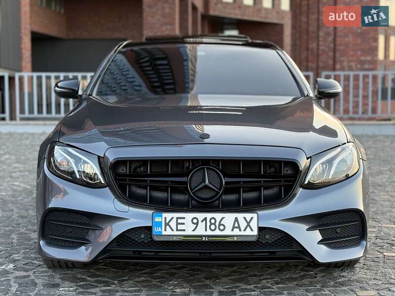 Седан Mercedes-Benz E-Class 2016 в Дніпрі