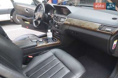 Седан Mercedes-Benz E-Class 2010 в 
