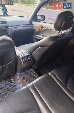 Универсал Mercedes-Benz E-Class 2005 в 