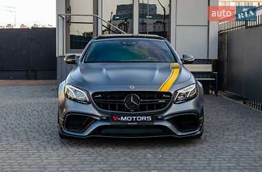 Седан Mercedes-Benz E-Class 2018 в 