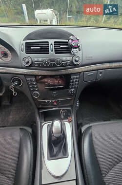 Седан Mercedes-Benz E-Class 2003 в 