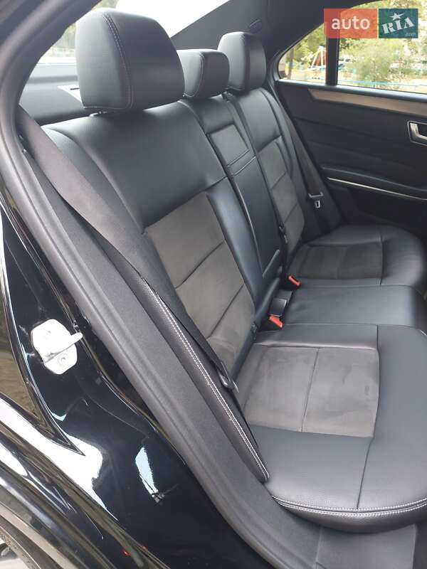 Седан Mercedes-Benz E-Class 2013 в Києві