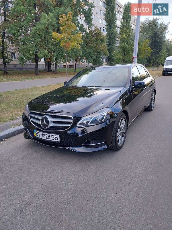 Седан Mercedes-Benz E-Class 2013 в Києві
