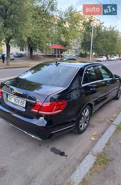 Седан Mercedes-Benz E-Class 2013 в 