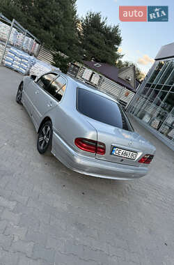 Седан Mercedes-Benz E-Class 1999 в 