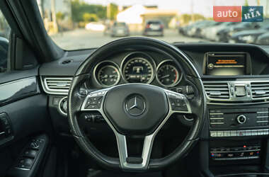 Седан Mercedes-Benz E-Class 2015 в 