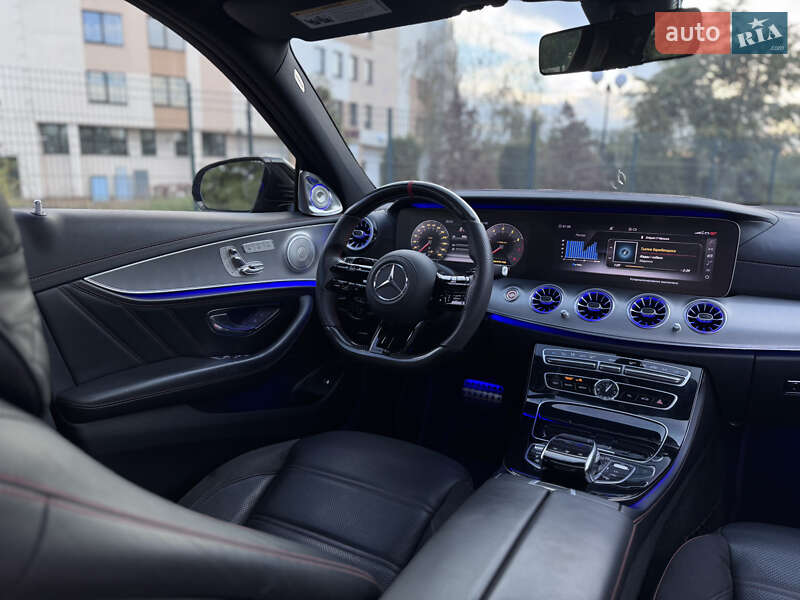 Седан Mercedes-Benz E-Class 2018 в Запорожье