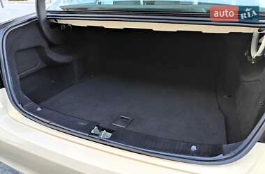 Седан Mercedes-Benz E-Class 2013 в 