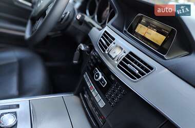 Седан Mercedes-Benz E-Class 2013 в 