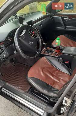 Седан Mercedes-Benz E-Class 1999 в 
