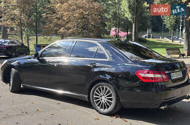 Седан Mercedes-Benz E-Class 2012 в 