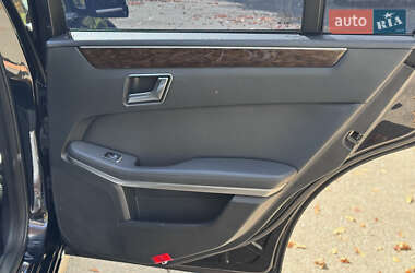 Седан Mercedes-Benz E-Class 2012 в 
