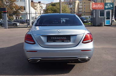 Седан Mercedes-Benz E-Class 2016 в 
