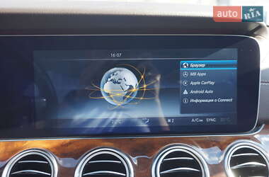 Седан Mercedes-Benz E-Class 2016 в 