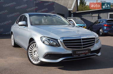 Седан Mercedes-Benz E-Class 2016 в 