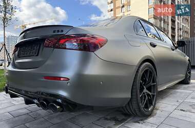 Седан Mercedes-Benz E-Class 2022 в Киеве