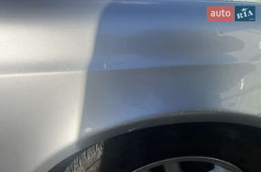 Седан Mercedes-Benz E-Class 2005 в  фото 13 Седан Mercedes-Benz E-Class 2005 в