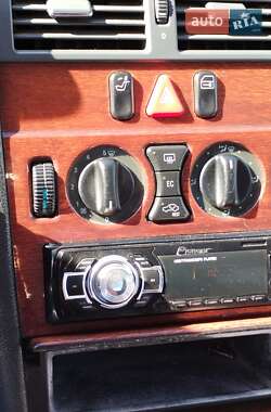 Седан Mercedes-Benz E-Class 1998 в 
