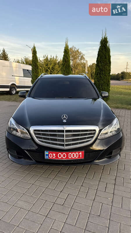 Универсал Mercedes-Benz E-Class 2015 в Нововолынске