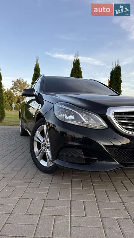 Универсал Mercedes-Benz E-Class 2015 в Нововолынске