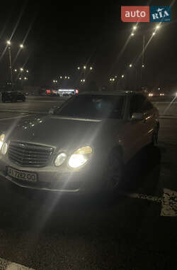 Седан Mercedes-Benz E-Class 2007 в 