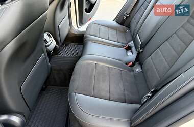 Седан Mercedes-Benz E-Class 2022 в 