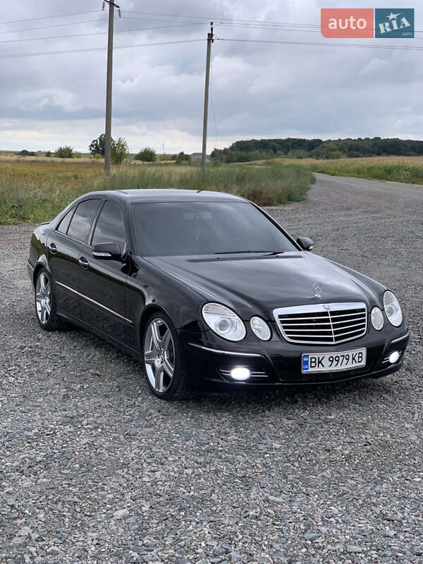 Седан Mercedes-Benz E-Class 2006 в Нововолынске фото 5 Седан Mercedes-Benz E-Class 2006 в Нововолынске