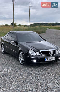Седан Mercedes-Benz E-Class 2006 в  фото 5 Седан Mercedes-Benz E-Class 2006 в