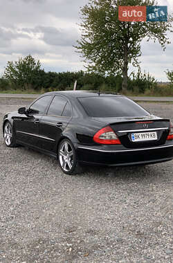 Седан Mercedes-Benz E-Class 2006 в  фото 15 Седан Mercedes-Benz E-Class 2006 в