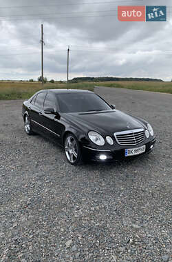 Седан Mercedes-Benz E-Class 2006 в  фото 21 Седан Mercedes-Benz E-Class 2006 в
