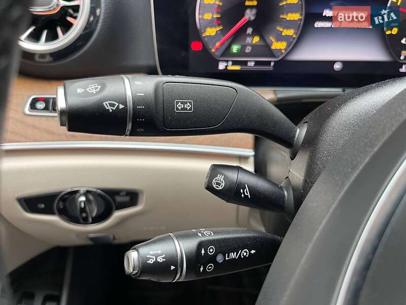 Седан Mercedes-Benz E-Class 2017 в Киеве